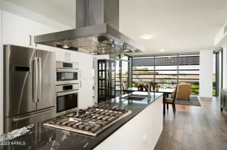 Photo #4: 6444761 Listing