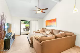 Photo #6: 6444847 Listing 