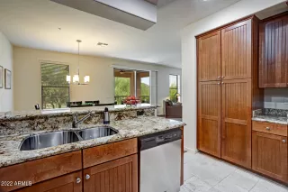 Photo #5: 6445230 Listing