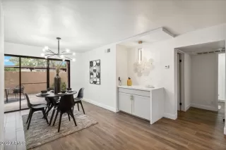 Photo #3: 6445256 Listing