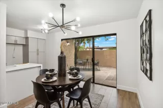 Photo #4: 6445256 Listing