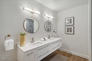 Photo #6: 6445256 Listing