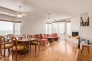 Photo #2: 6445317 Listing
