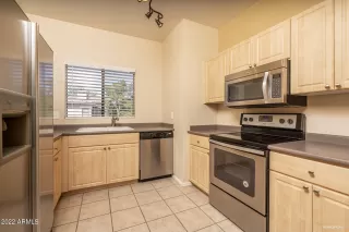 Photo #1: 6445328 Listing