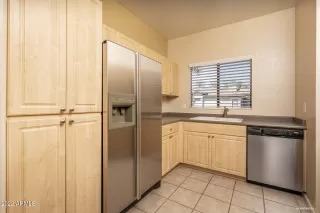 Photo #6: 6445328 Listing