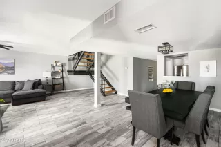 Photo #2: 6445626 Listing
