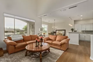 Photo #4: 6445639 Listing 