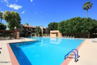 Photo #3: 6445659 Listing
