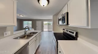 Photo #2: 6445685 Listing