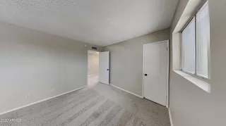 Photo #5: 6445685 Listing