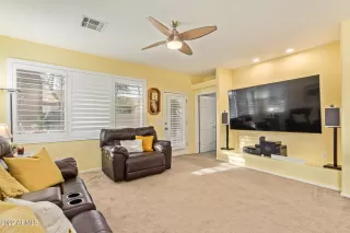 Photo #5: 6445839 Listing 