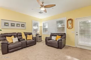 Photo #6: 6445839 Listing 