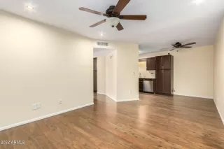 Photo #3: 6446072 Listing 