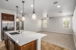 Photo #6: 6446136 Listing