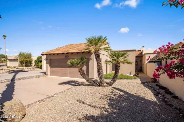 MLS: 6446985 Condo For Sale