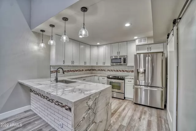 MLS: 6447042 Condo For Sale