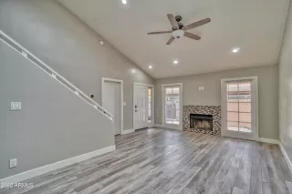 Photo #4: 6447042 Listing