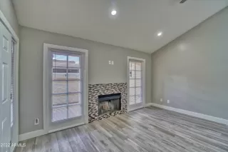 Photo #5: 6447042 Listing