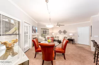 Photo #5: 6447126 Listing 