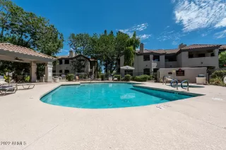 Photo #6: 6447126 Listing 