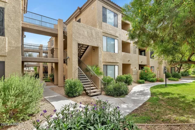 MLS: 6447258 Condo For Sale