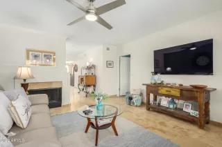 Photo #3: 6447301 Listing