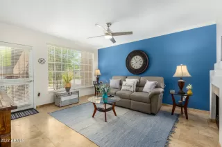 Photo #4: 6447301 Listing