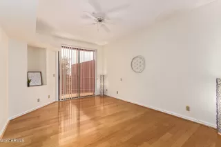 Photo #2: 6447372 Listing