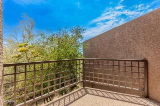 Photo #5: 6447372 Listing