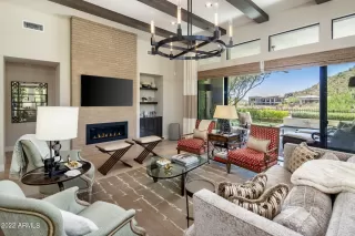 Photo #1: 6447596 Listing 