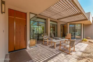 Photo #6: 6447607 Listing