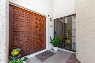 Photo #6: 6447760 Listing 
