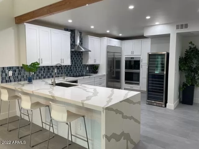 MLS: 6447808 Condo For Sale