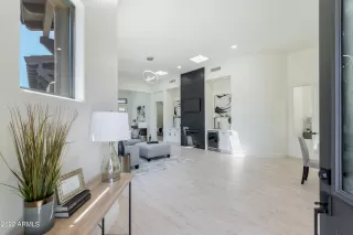 Photo #2: 6448131 Listing