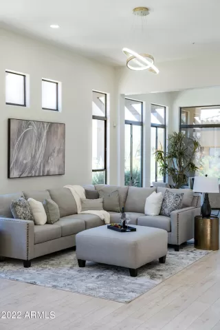 Photo #6: 6448131 Listing