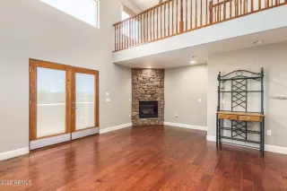 Photo #6: 6448228 Listing