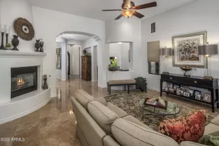 Photo #2: 6448291 Listing 