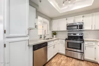 Photo #1: 6448303 Listing