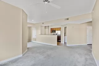 Photo #4: 6448404 Listing