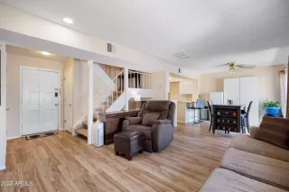 Photo #2: 6448566 Listing