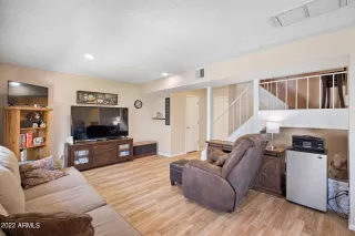 Photo #4: 6448566 Listing