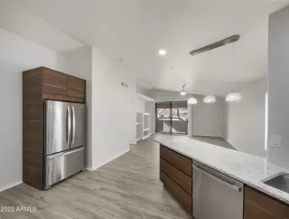 Photo #4: 6448614 Listing 