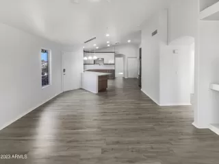 Photo #5: 6448614 Listing 