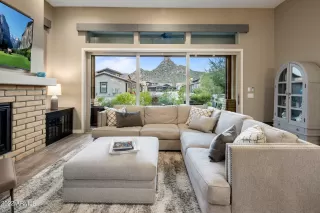 Photo #3: 6448813 Listing