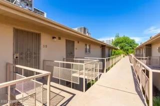 Photo #2: 6448823 Listing