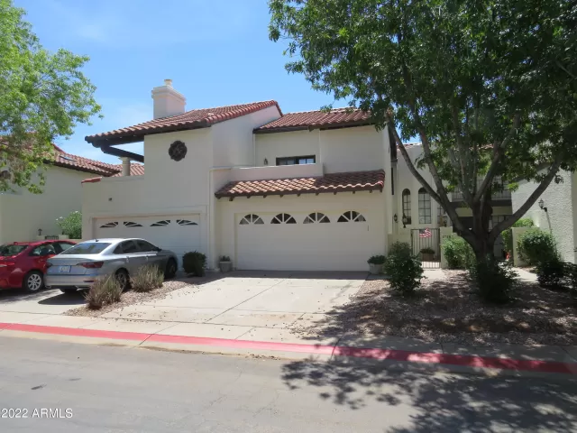 MLS: 6449378 Condo For Sale