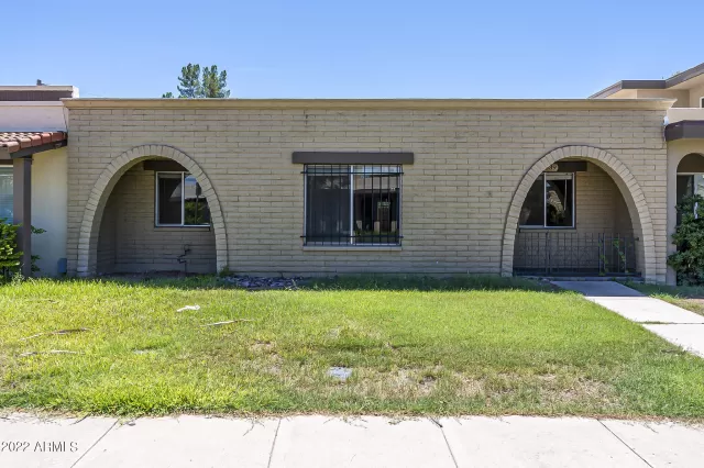 MLS: 6449379 Condo For Sale