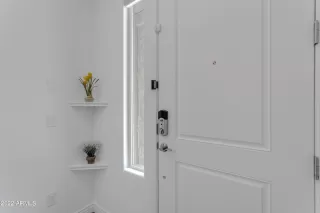 Photo #6: 6449408 Listing