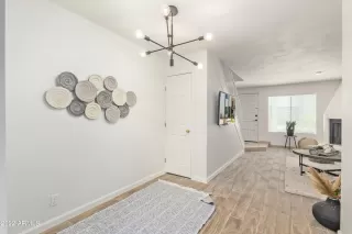 Photo #2: 6449690 Listing