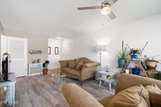 Photo #4: 6450359 Listing 